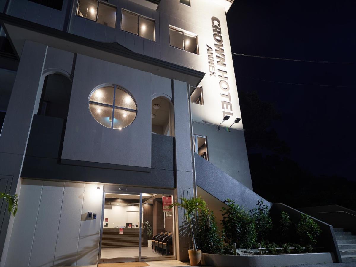 Crown Hotel Okinawa Annex Buitenkant foto